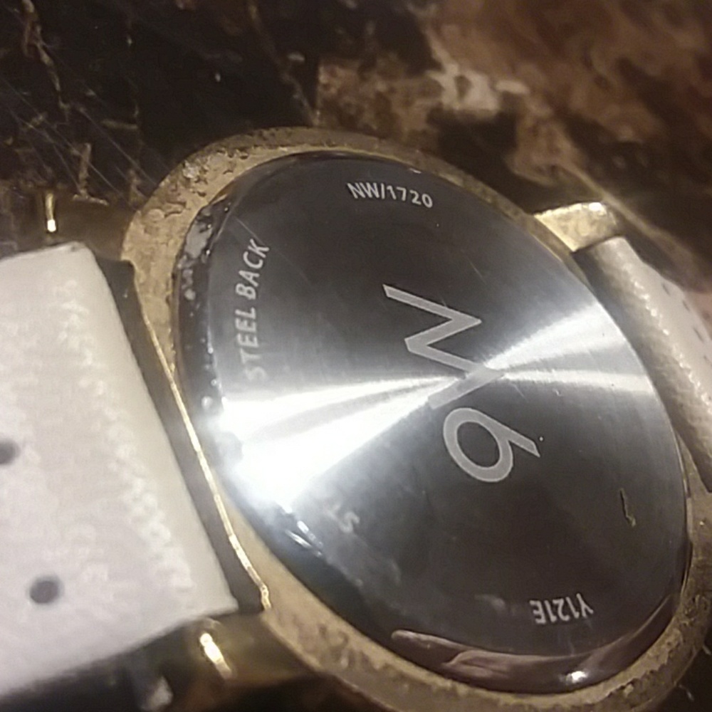Watch - Picture 5 of 5